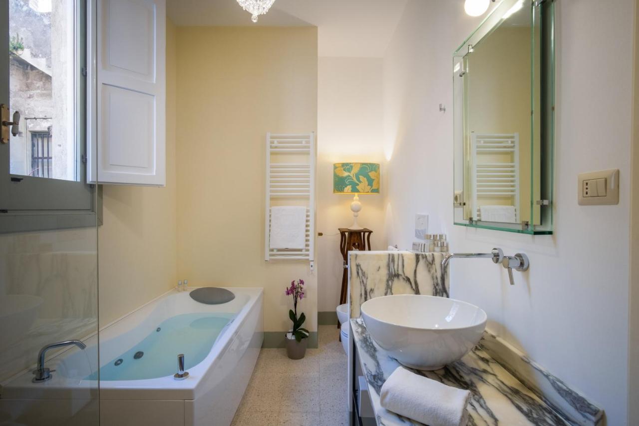 Palazzo Guido Bed & Breakfast Lecce Eksteriør bilde