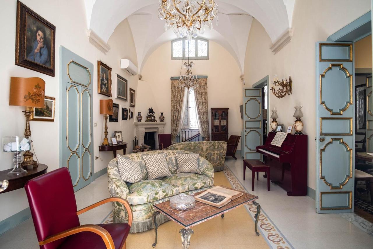 Palazzo Guido Bed & Breakfast Lecce Eksteriør bilde