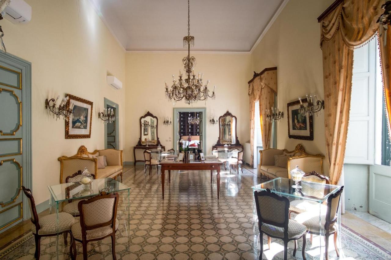 Palazzo Guido Bed & Breakfast Lecce Eksteriør bilde