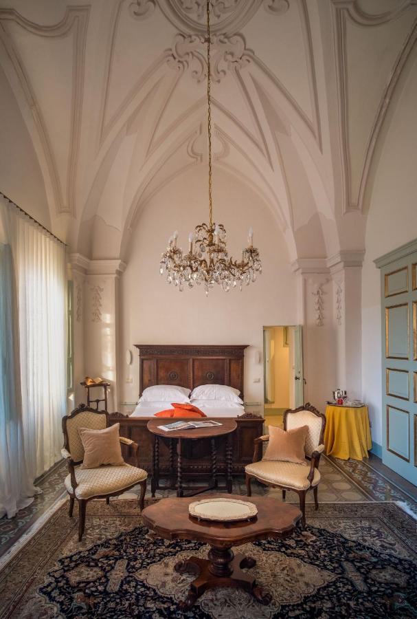 Palazzo Guido Bed & Breakfast Lecce Eksteriør bilde